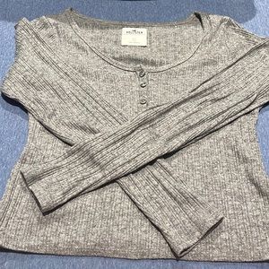 Gray Long Sleeve 🖤